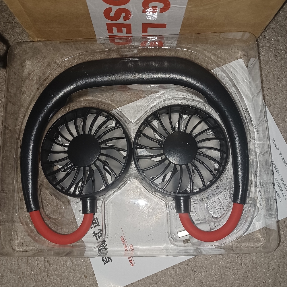 👉👉Wearable Fan NO TAGS☀️